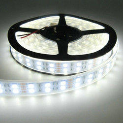 RGB λουρίδα ελαφρύ SMD 5050 120LEDs/M των διπλών οδηγήσεων υπόλοιπου κόσμου εύκαμπτων για το φωτισμό τοπίων