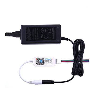 Ελεγκτής λουρίδων RGBW των μίνι RGB οδηγήσεων Wifi για APP φωνής μουσικής τον κινητό συγχρονισμό